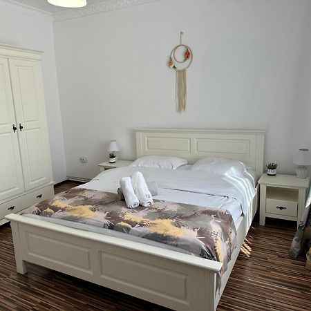Flh - Mira Apartments سيبيو المظهر الخارجي الصورة