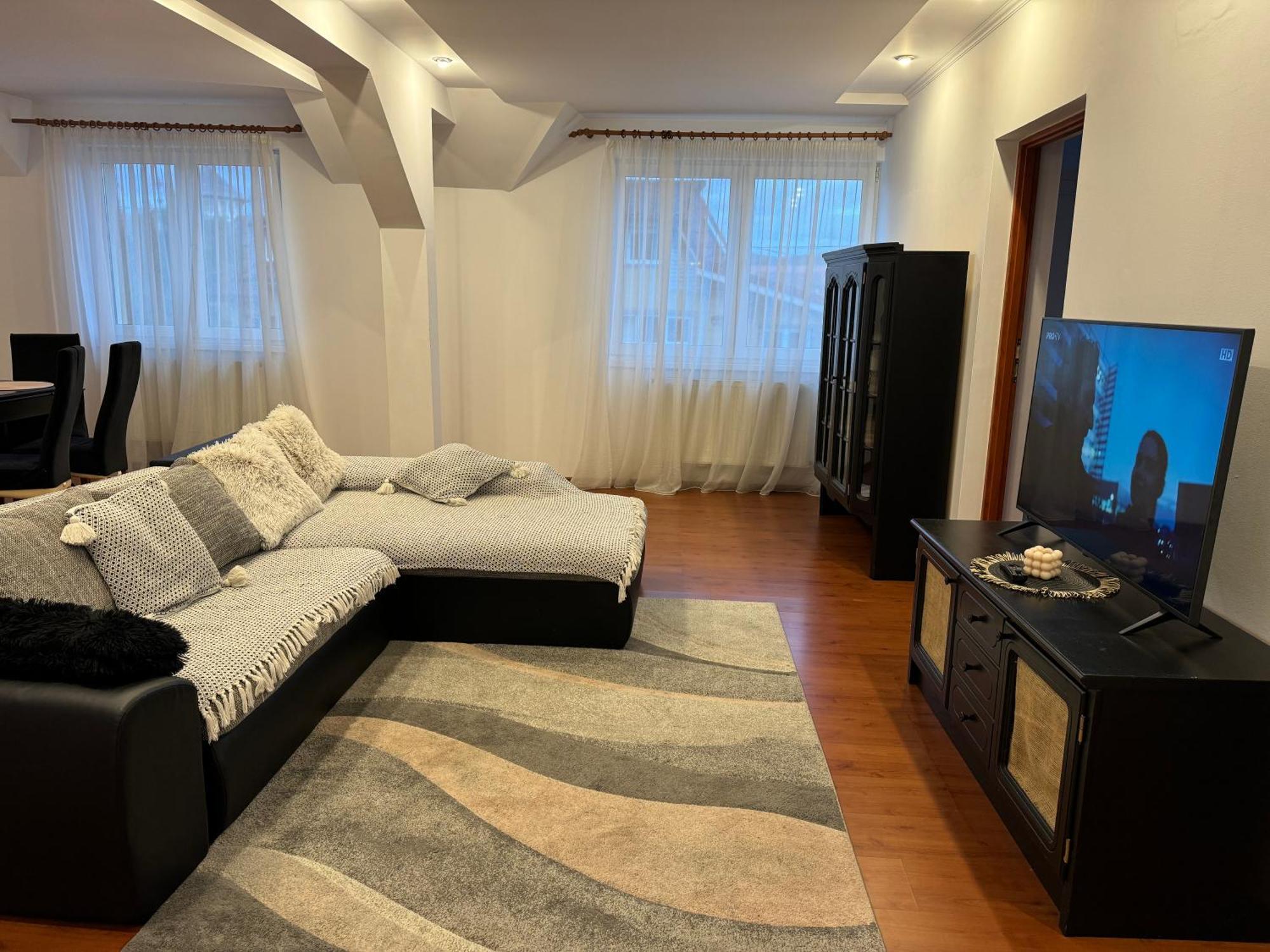 Flh - Mira Apartments سيبيو المظهر الخارجي الصورة