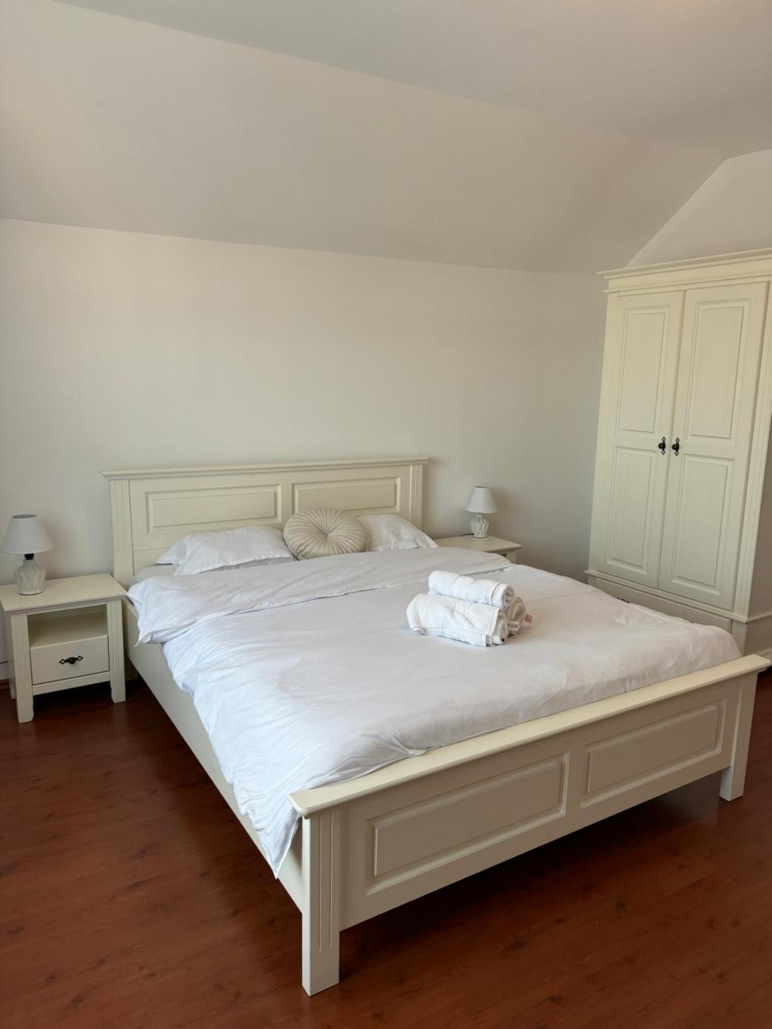 Flh - Mira Apartments سيبيو المظهر الخارجي الصورة